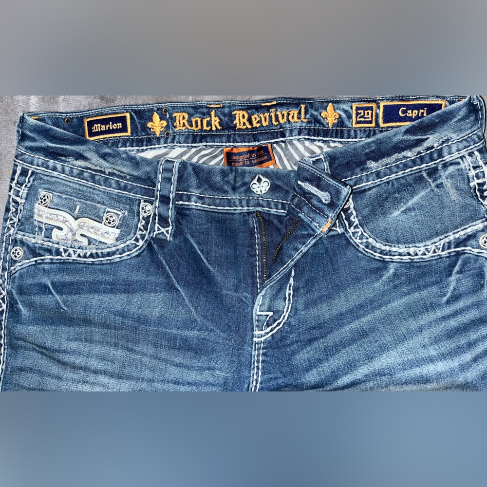 Rock Revival Dark Blue Capri Jeans with Embroidered Pocket